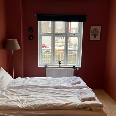 Managisting Guesthouse Ísafjörður Exteriör bild