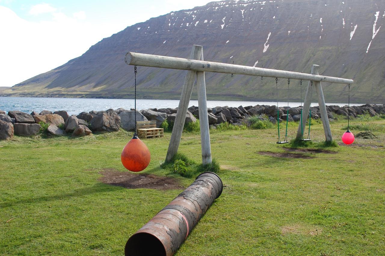 Managisting Guesthouse Ísafjörður Exteriör bild