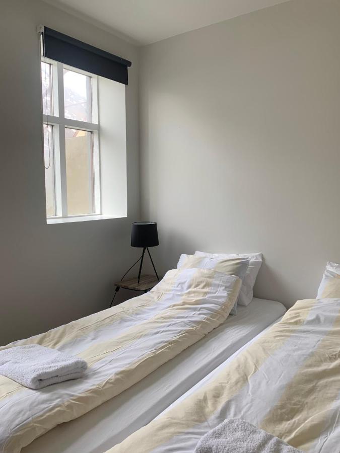 Managisting Guesthouse Ísafjörður Exteriör bild